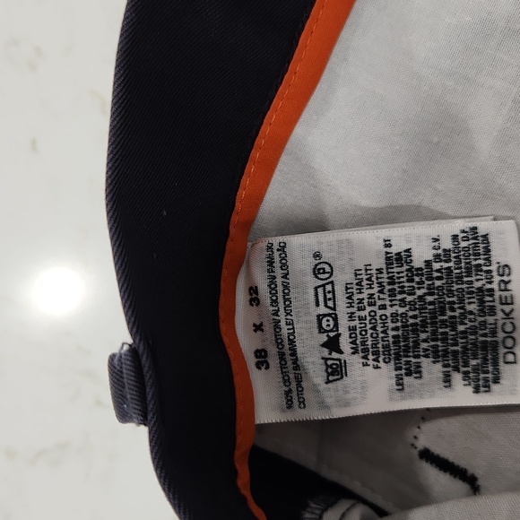 Dockers Black Dress Pants 36x32 - Picture 3 of 6